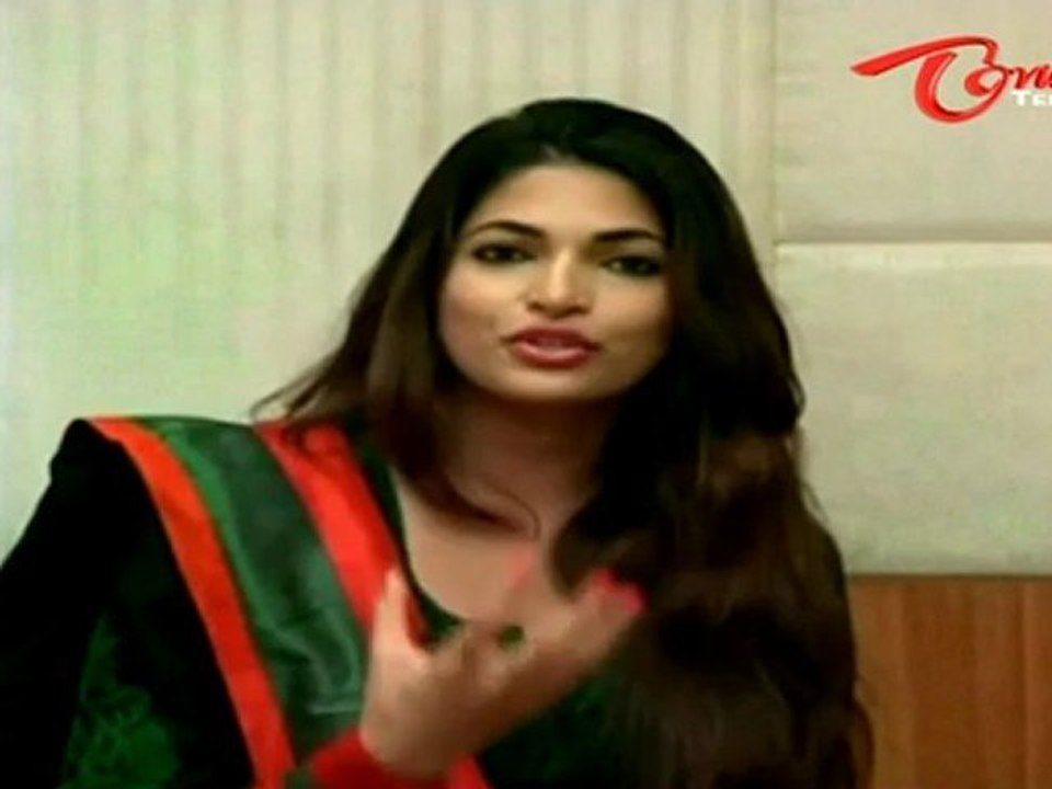 Parvathy Omanakuttan - Speaks about - Ajith & David Billa