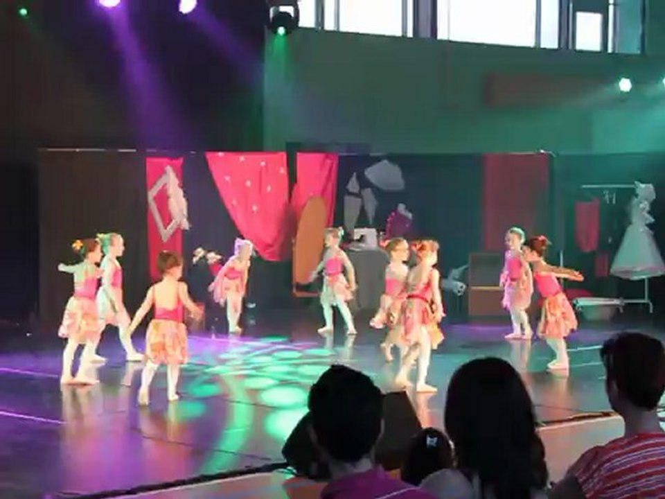 Gala danse 2012 Clémence - Les Fleurs