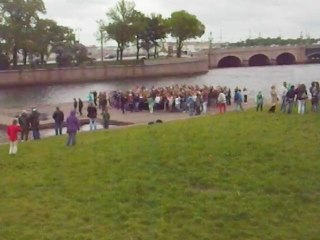 FlashMob Voile Rouge