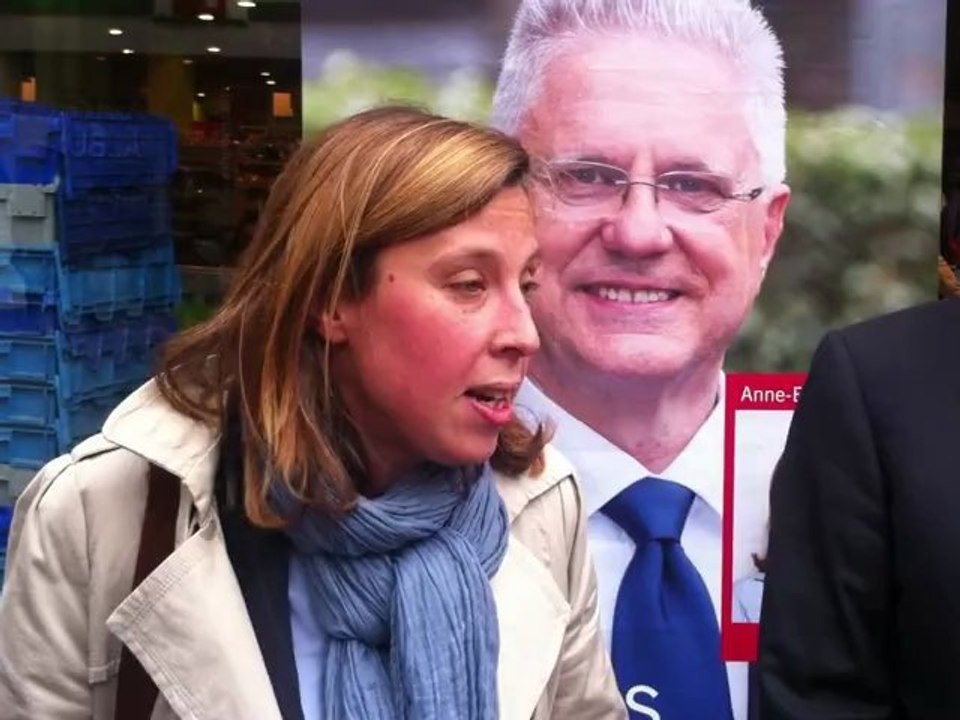 Visite de George Pau-Langevin à Levallois, Ministre de la Réussite Educative, pour soutenir Gilles CATOIRE, Candidat de François HOLLANDE à Levallois-Clichy