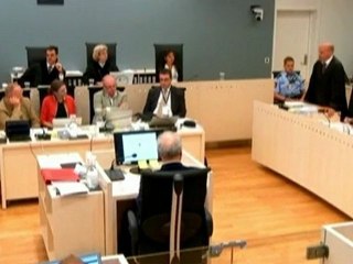 Breivik smirks as expert testfies on his mental health