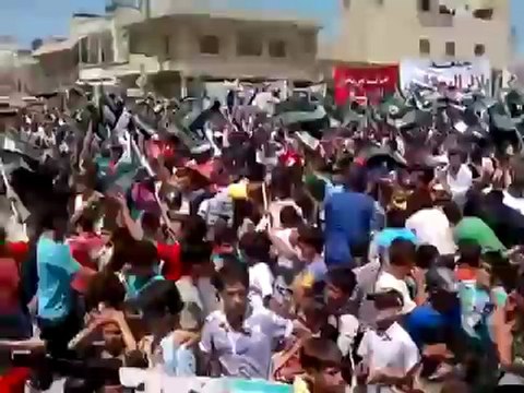 Syria فري برس ادلب بنش جمعة ثوار وتجار يدا بيد حتى النصر 8 6 2012 ج2 Idlib