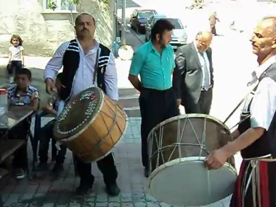 şeref kurt ve ekibi