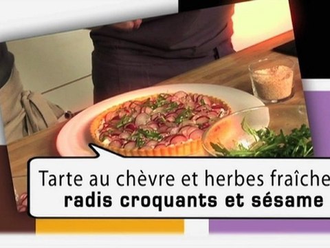 REPAS DIVIN - Recette 7 : Tarte au chèvre et herbes fraiches, radis croquant et sésame