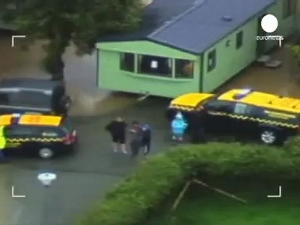 Maltempo sul Regno Unito, un centinaio gli evacuati in...