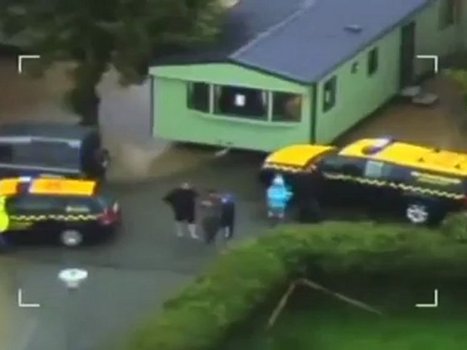 euronewsru - Мощное наводнение произошло на западе Уэльса [H.264 360p]