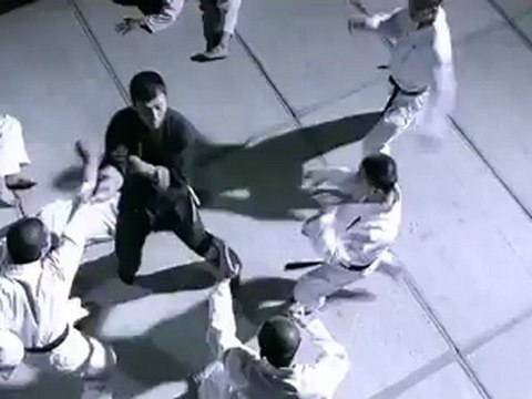 Ip-Man VS 10 Karate Black Belts