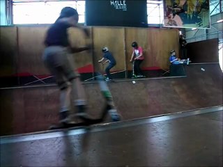 Trottinette freestyle. Birthday édit.