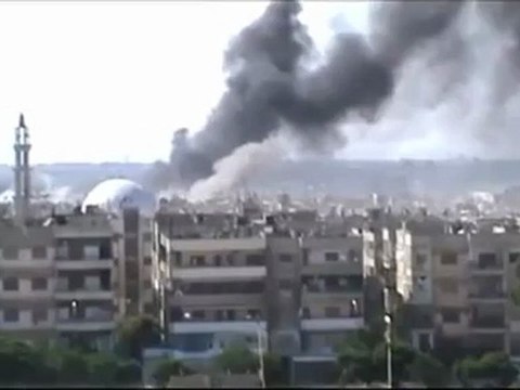 Syria فري برس حمص القصور لحظة سقوط عدة صواريخ هااام 9 6 2012 Homs