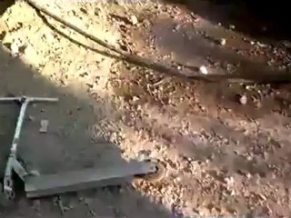 Syria فري برس ريف دمشق اصلاحات بشار حرق السيارات في المقيليبة 8 6 2012 Damascus