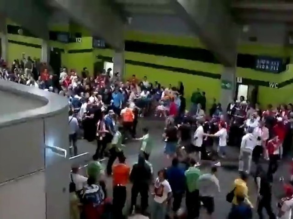 Bagarre de supporters à l’Euro 2012