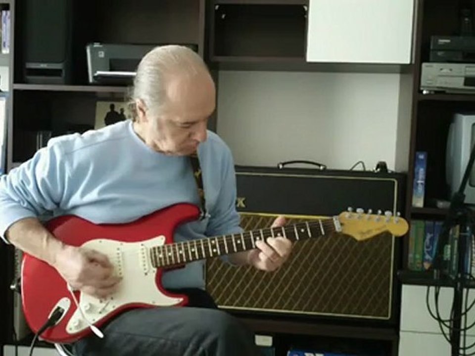 Shadoogie - my cover of this Shadows tune