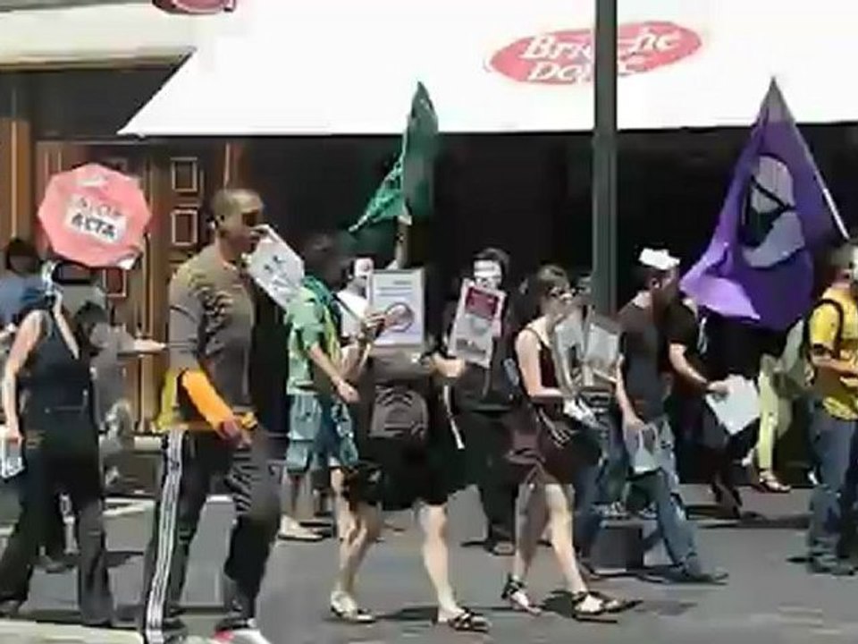9/ Manif contre ACTA NIce 9 juin Anonymous