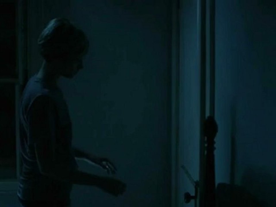 Closet - Extrait Closet (Anglais)