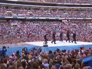 Usher - Without You @ Capital Summertime Ball 2012