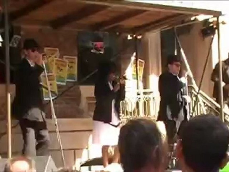 BULL DOGS in ROAD MC  Tour EUA 2010 - Flórida - Universal Studios Parte I