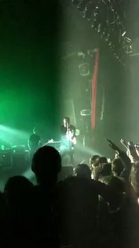 Angels and Airwaves - Surrender @ Bataclan 7/04/12