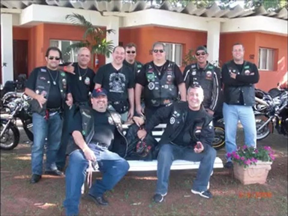 BULL DOGS in ROAD MC  Homenagem aos Irmãos BULL DOGS