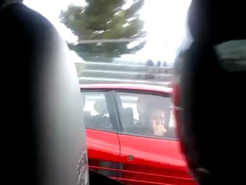 ferrari testarossa vs porsche 996