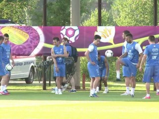 كرة قدم: فرنسا تتدرب للقاء انكلترا في مباراتها الأولى