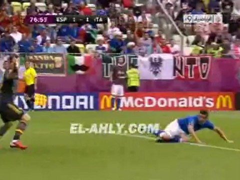 فرصة هدف من دي ناتالي في مباراة إيطاليا وأسبانبا يورو2012