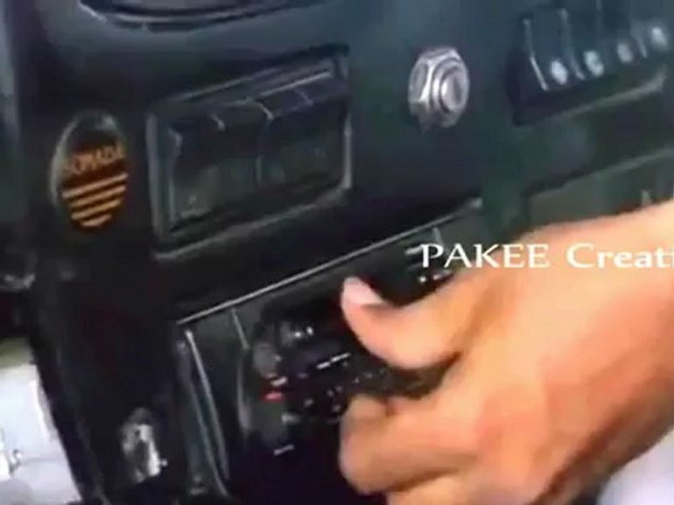 Enakku Pidiththa Paadal HQ... PAKEE Creation