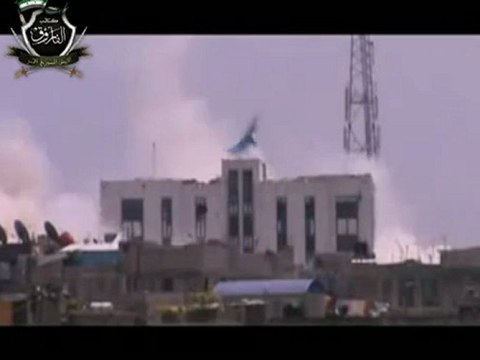 Syria فري برس حمص كتيبة الفاروق تفجير مبنى البلدية الذي تسبب بقنص مئات الأبرياء 10 6 2012 Homs