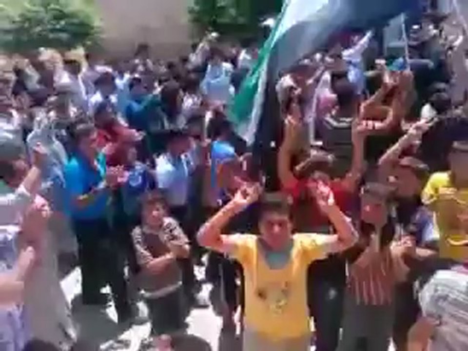 Syria فري برس  حماه المحتلة اللطامنة تطالب بتسليح الجيش الحر  10 6 2012 Hama