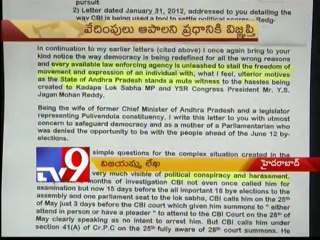 Y.S.Vijayamma writes to PM Manmohan seeking end to witchunt of Y.S.Jagan