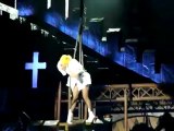 Lady Gaga frappée à la tête