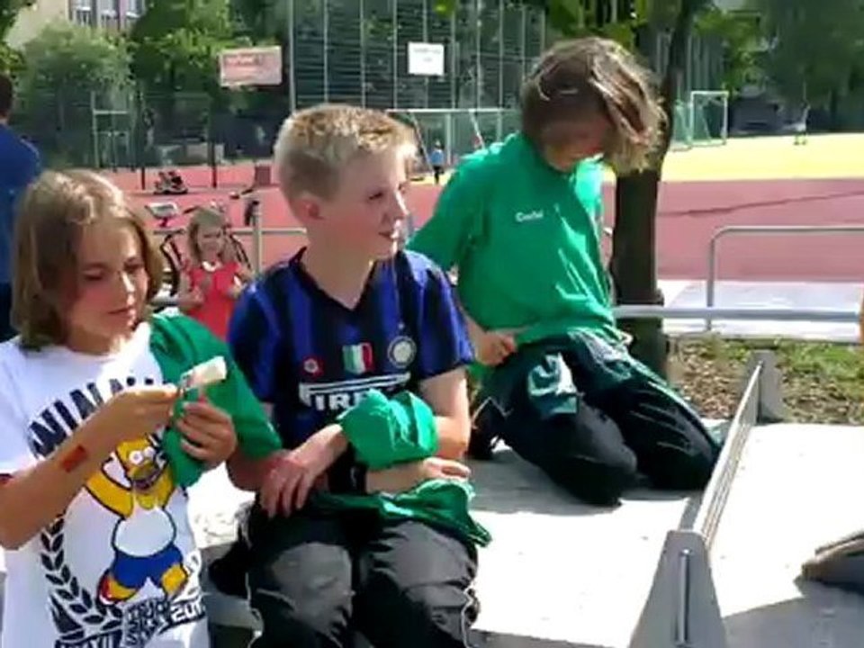 Die neuen Mannschaftsshirts