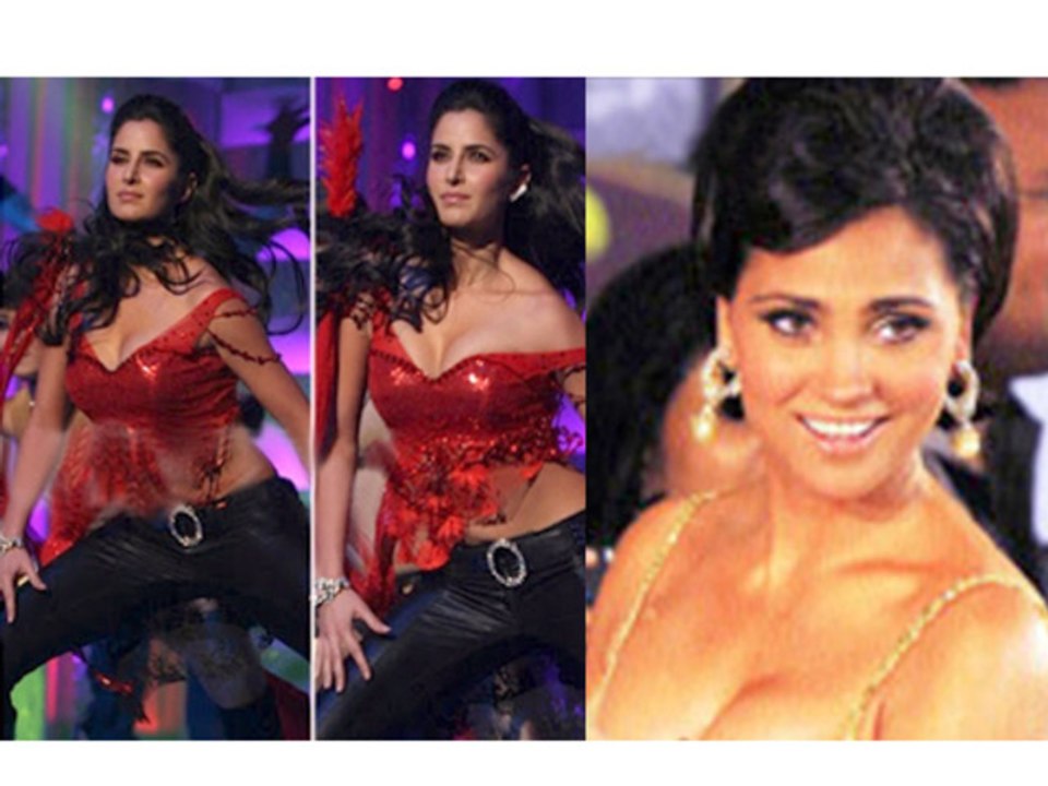 Bollywood Actress' Wardrobe Malfunctions!! - Bollywood Babes