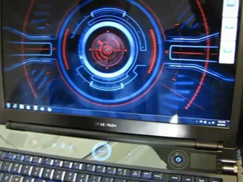 Samsung Series 7 NP700G7C Ivy Bridge GTX 675 Gaming Notebook Unboxing & First Look Linus Tech Tips