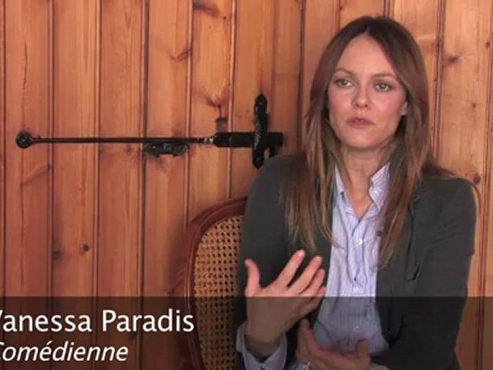 Vanessa Paradis Denis Ménochet - interview exclu / Je me suis fait tout petit
