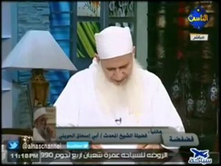 اتصال الشيخ العلامه ابو اسحاق الحويني بعد بتر ساقه