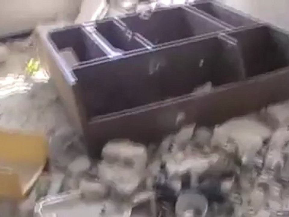 Syria فري برس حلب حيان بعض اثار القصف المدفعي  ع البلدة 11 6 2012 ج4 Aleppo