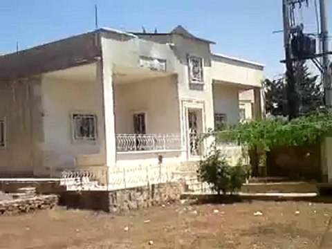 Syria فري برس حلب بيانون اثار القصف على المنازل 11 6 2012جـ3 Aleppo