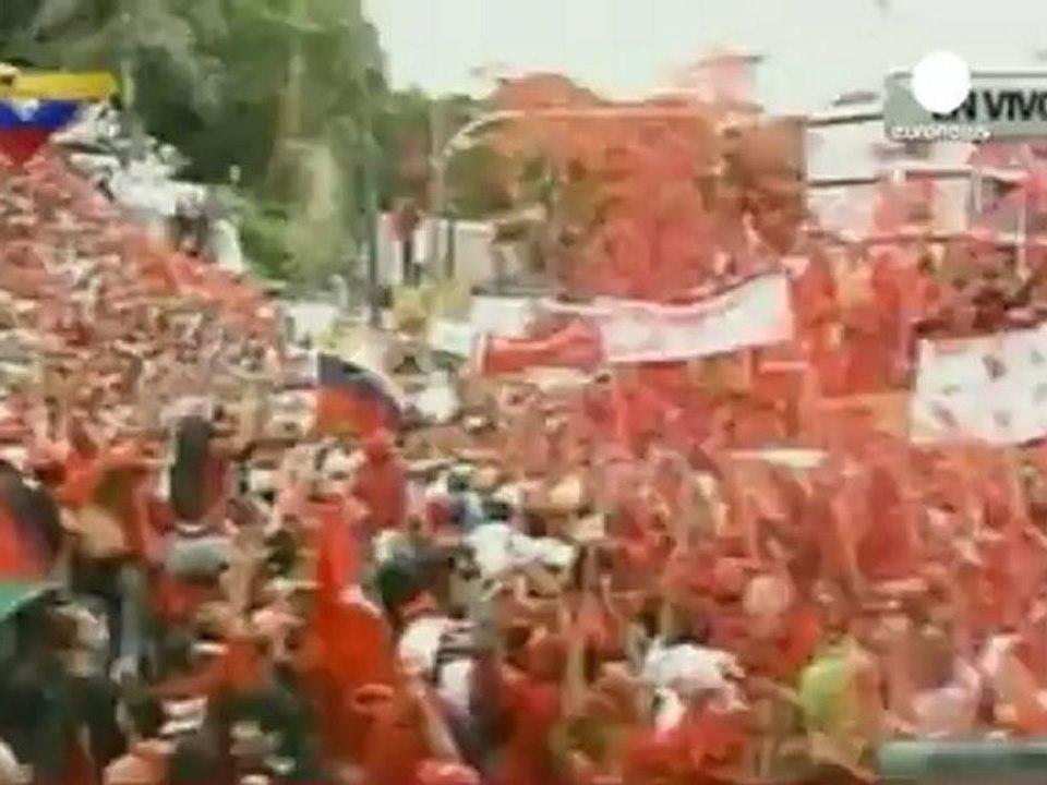 Chavez seeks re-election despite cancer
