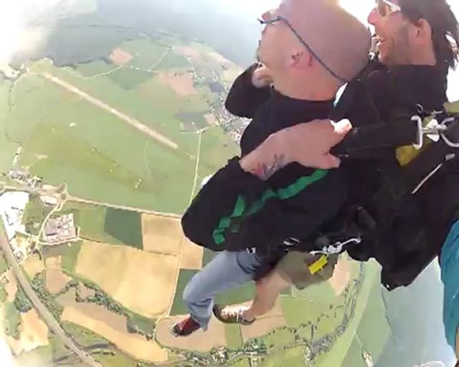 ced parachute bis