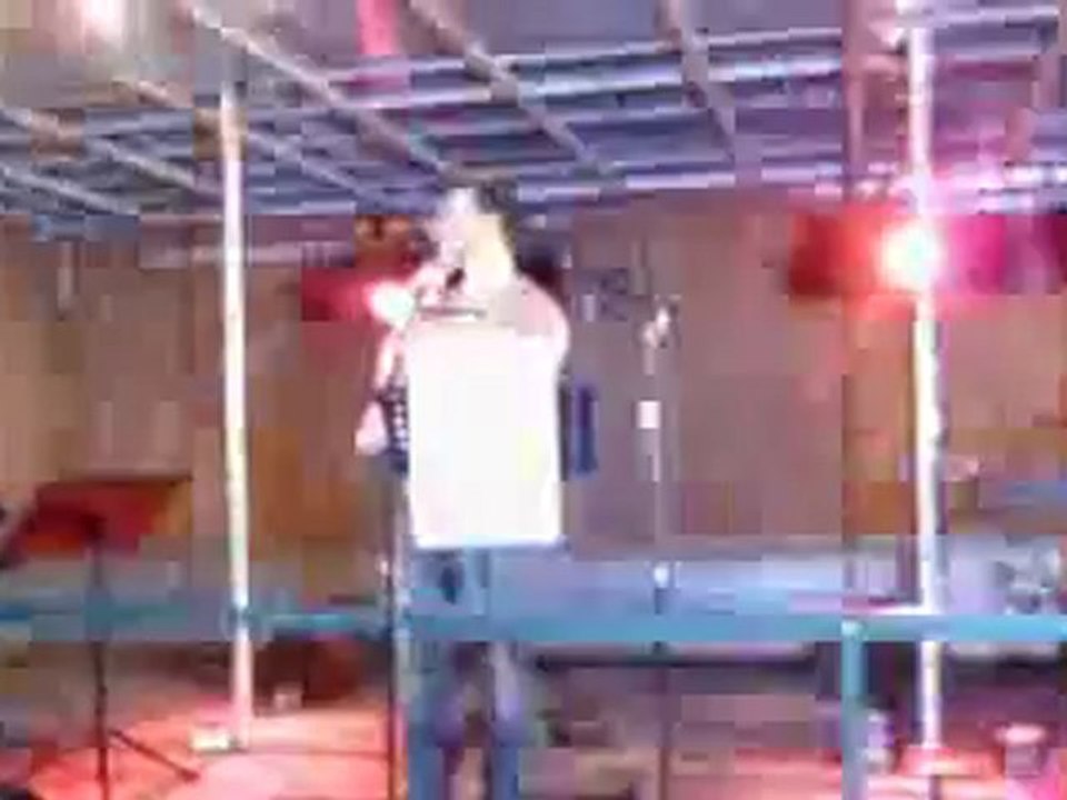 Antoine Cadelise Chante Manathan Kaboul à theux (Renaud)