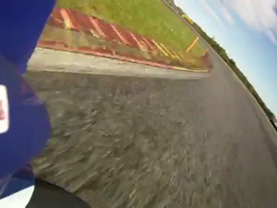 FSBK - Nogaro - Départ en caméra embarquée de la course 1 Supersport