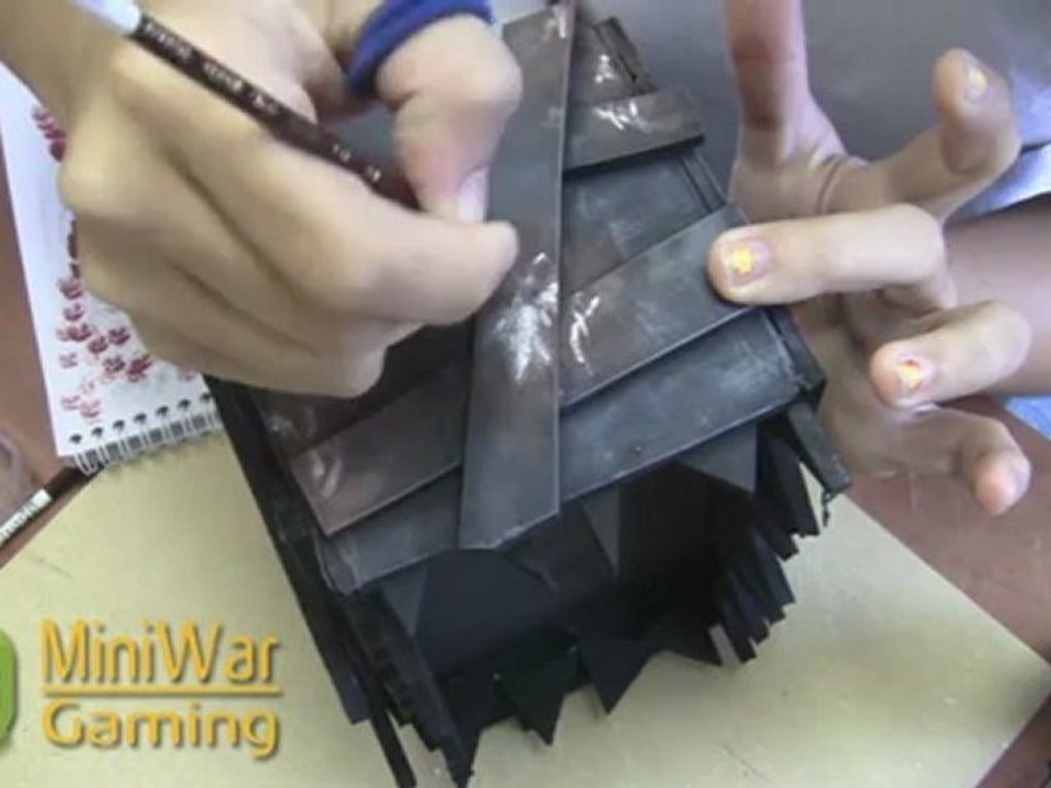 Warhammer 40k Ork Terrain Tutorial: Da Boyz Hut