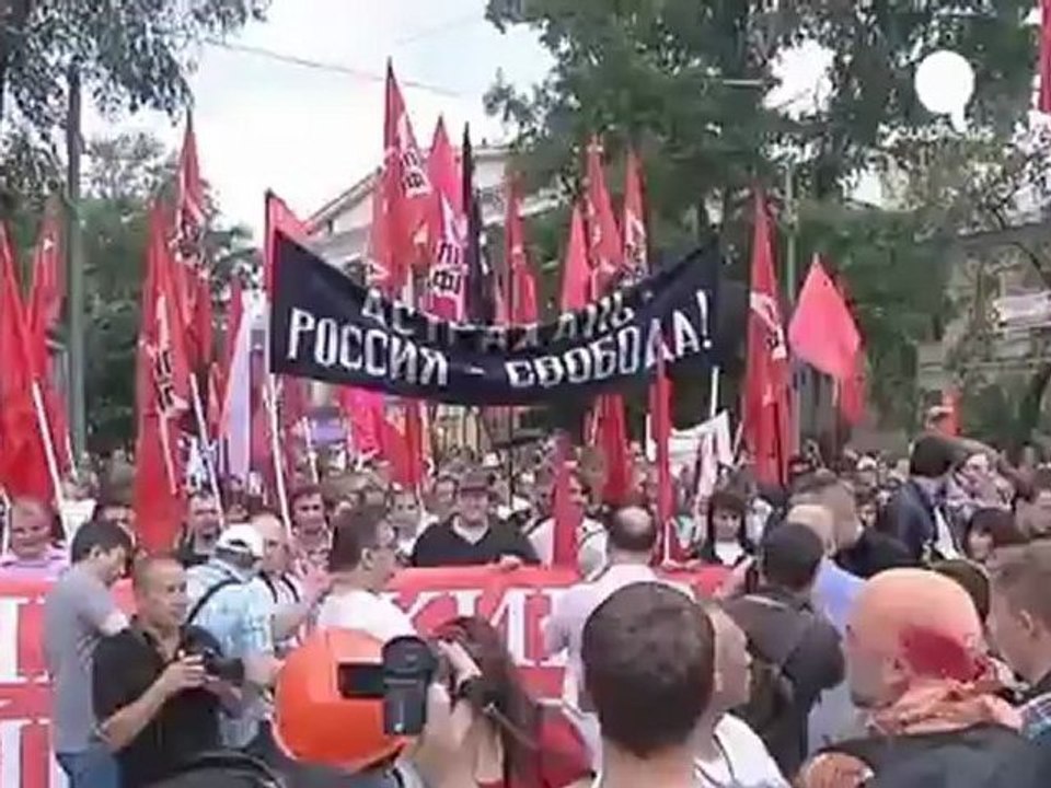 L'opposition russe mobilise massivement contre Vladimir...