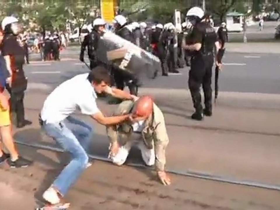 Bagarre Hooligans Russes vs.Polonais