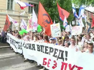 Putin: distúrbios sociais são inaceitáveis