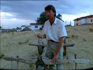 ΣΤΑ ΒΗΜΑΤΑ ΤΟΥ ΜΕΓΑΛΟΥ ΑΛΕΞΑΝΔΡΟΥ - Ε01 (BBC-1998)