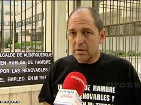 Alcalde de Albuquerque seguirá la huelga de hambre