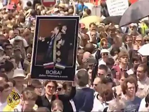 Russians protest Putin's return to the Kremlin