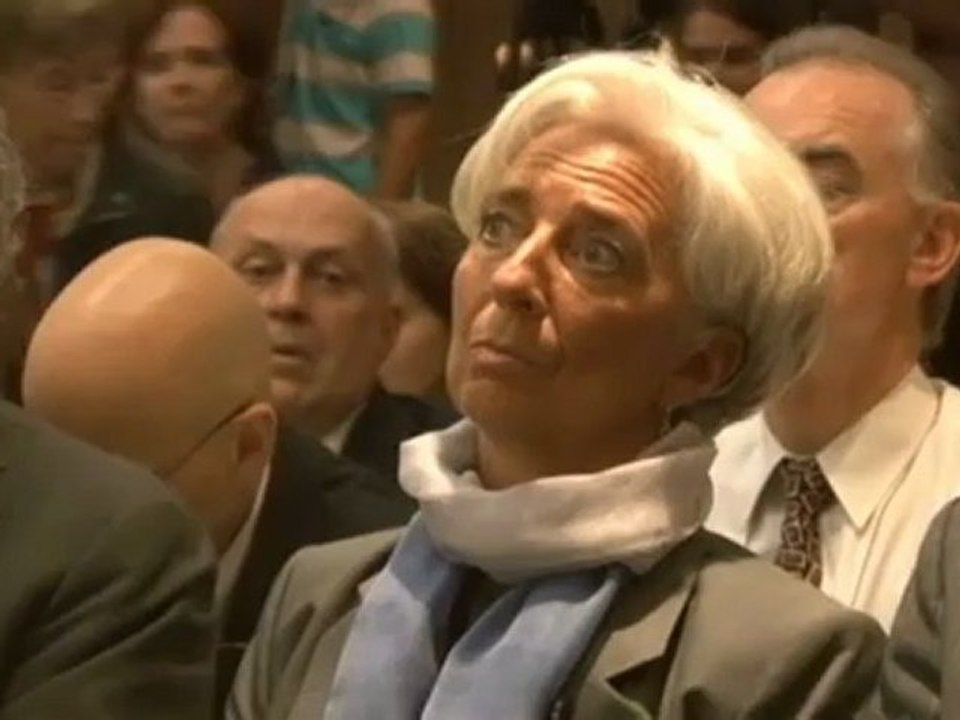 Lagarde a favor de un "enlace directo" entre fondos y bancos en la eurozona