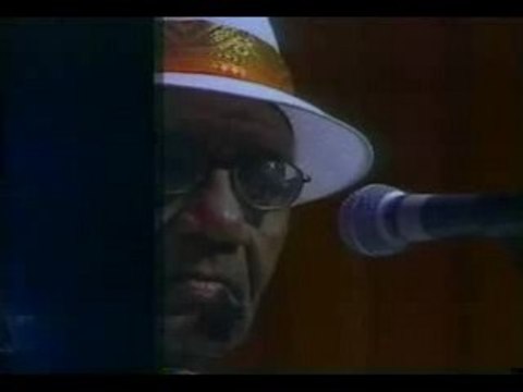 Yoruba Andabo Linda Habana